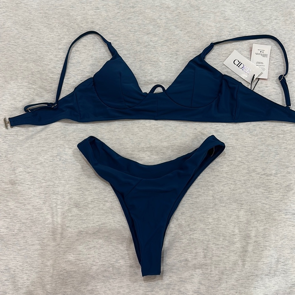Dark blue bikini from cider, never worn!